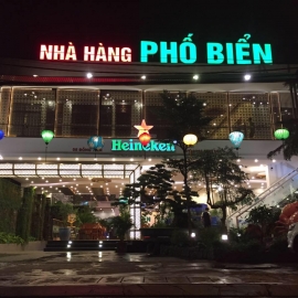 Nhà Hàng Phố Biển