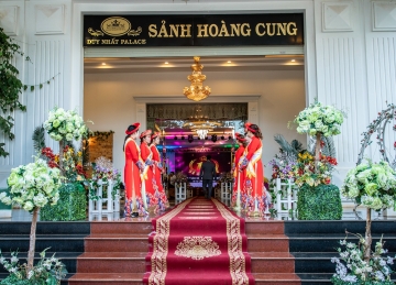 Nhà Hàng Duy Nhất Palace